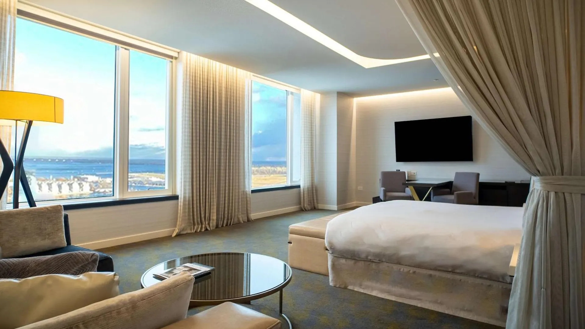 Hotel X Toronto, A Destination By Hyatt Hotel