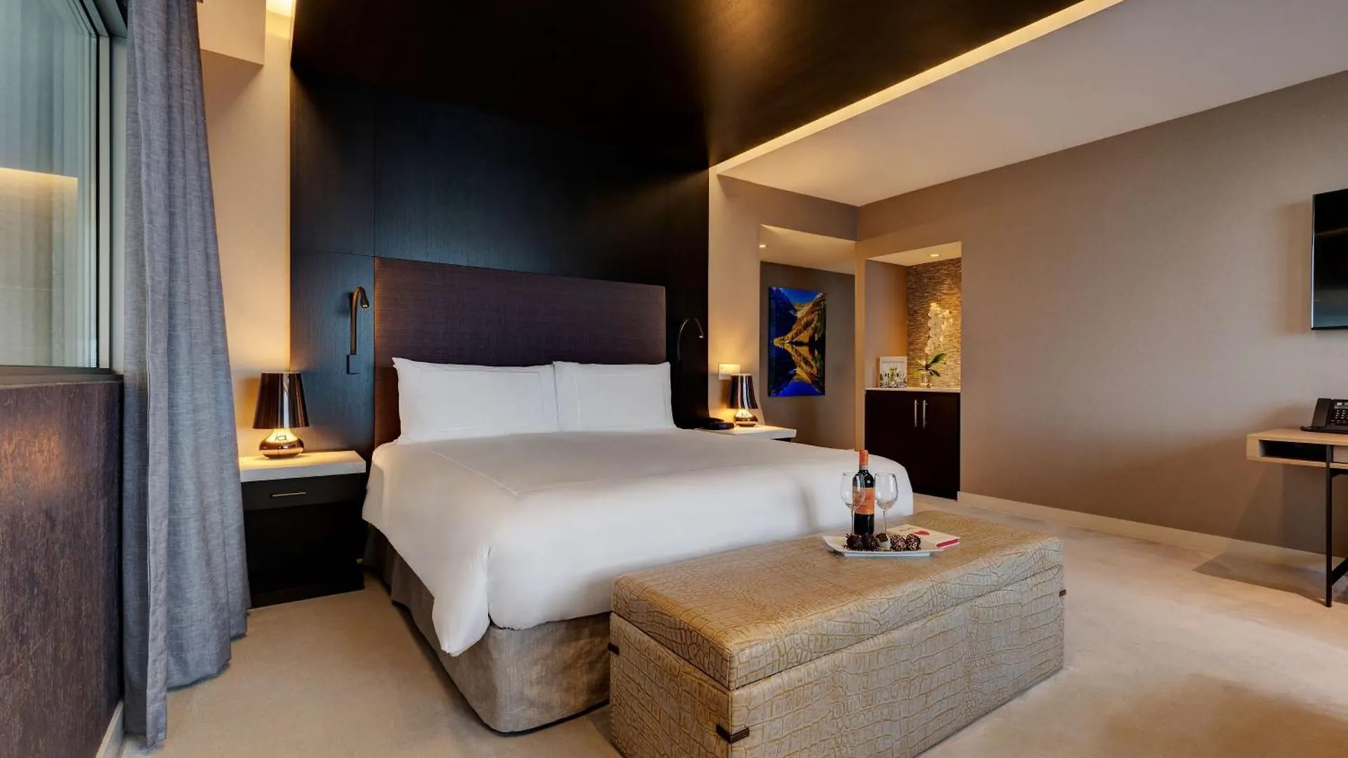 Hotel X Toronto, A Destination By Hyatt Hotel 5*, Toronto